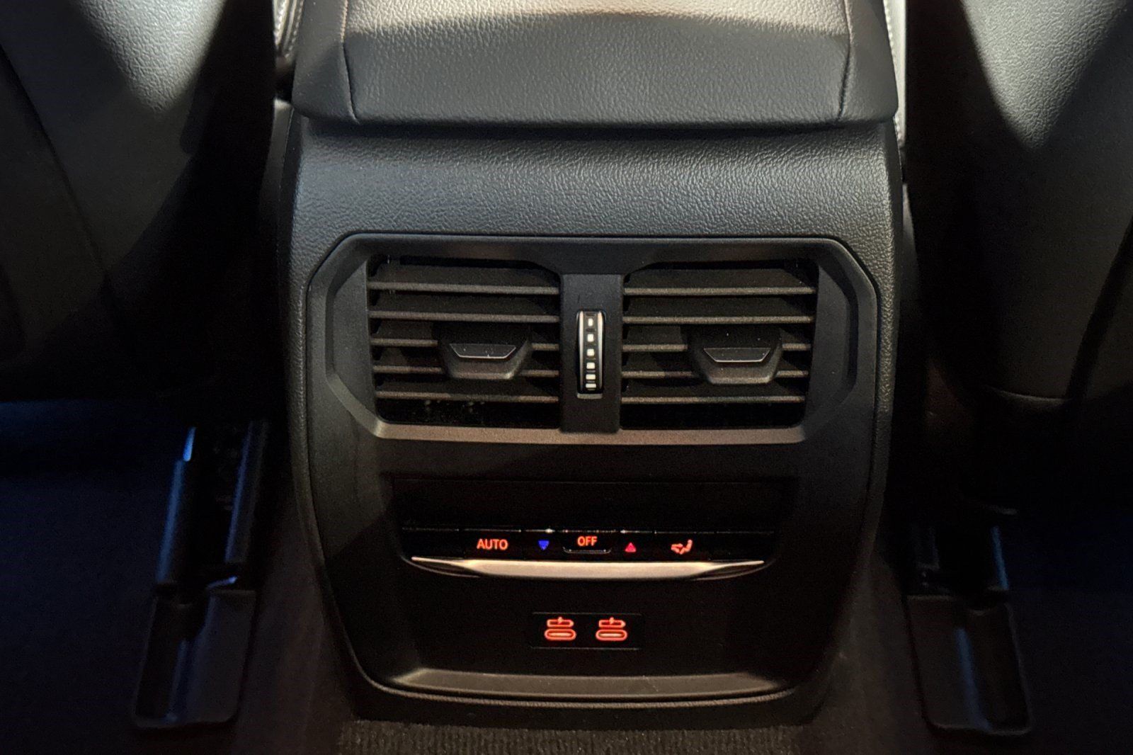 Certified 2023 BMW i4 eDrive40 w/ M Sport Package RWD image 16