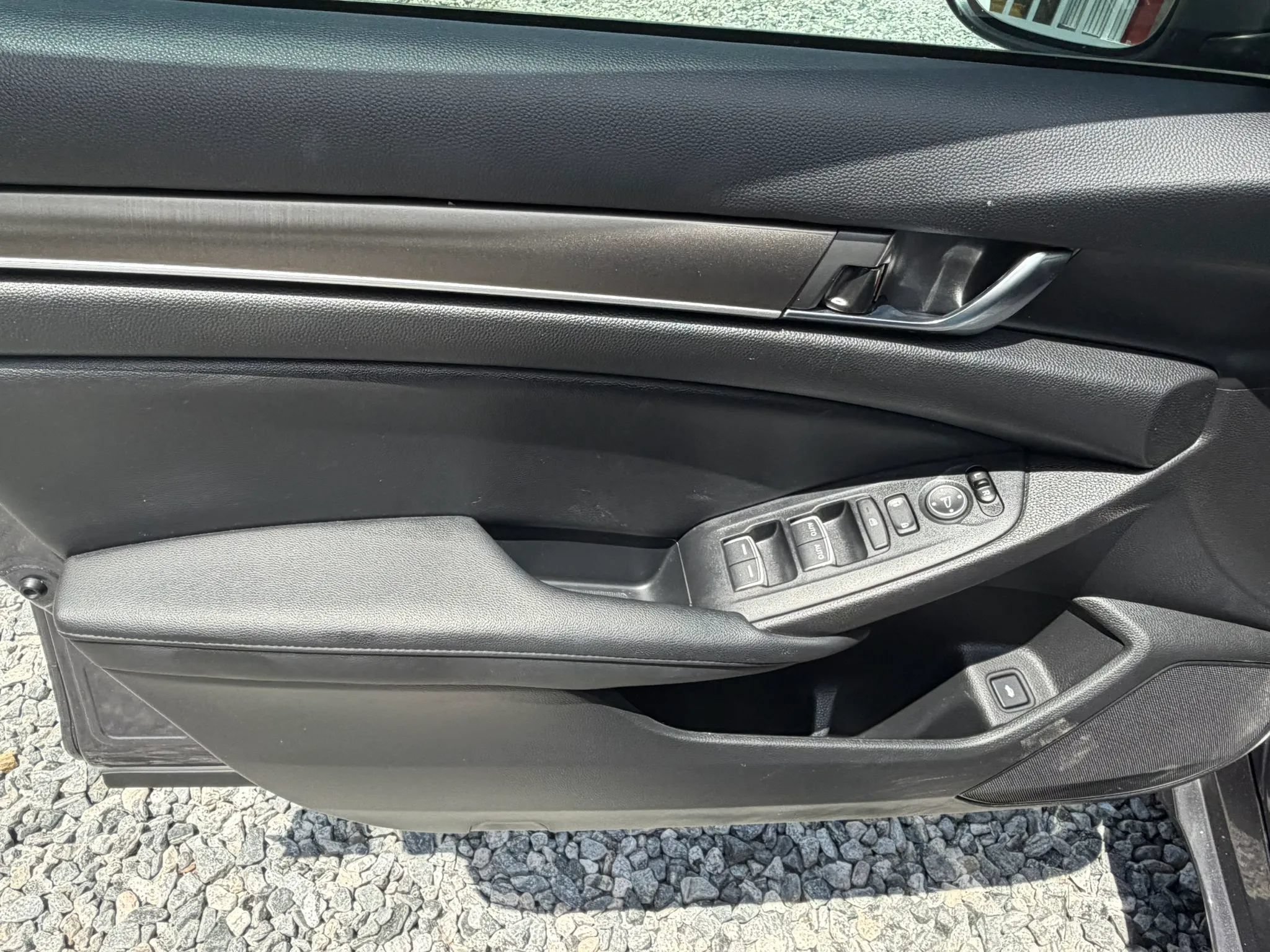 Used 2019 Honda Accord LX image 22
