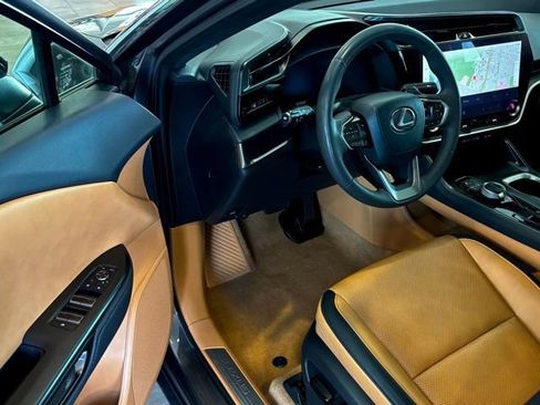 Used 2024 Lexus RZ 300e Premium image 13
