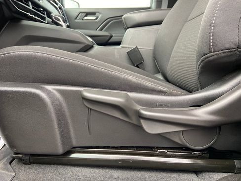 Used 2023 GMC Canyon Elevation image 12