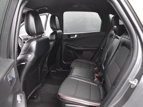 Used 2025 Ford Escape ST-Line FWD image 10