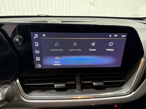 Used 2025 Chevrolet Trax ACTIV w/ Driver Confidence Package image 14