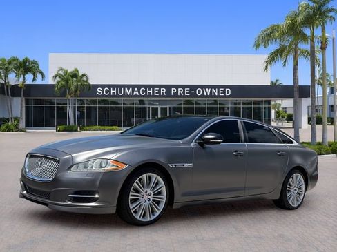 Used 2014 Jaguar XJ L Supercharged RWD image 3