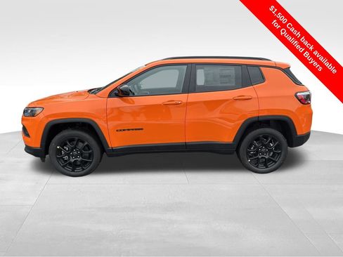 New 2026 Jeep Compass Latitude image 13