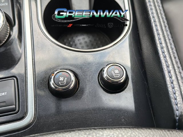 Used 2017 Nissan Maxima SR w/ Midnight Edition FWD image 22