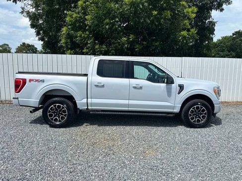 Used 2022 Ford F150 XLT w/ Equipment Group 302A High AWD/4WD image 5