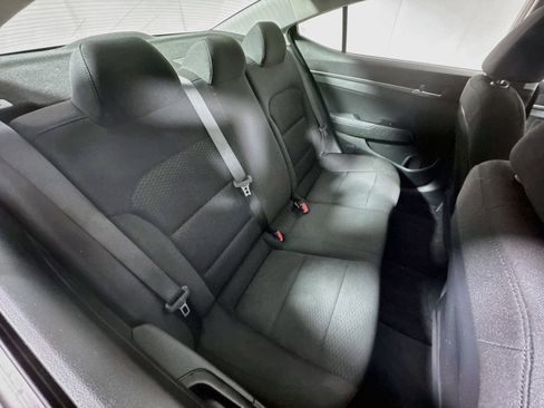 Used 2020 Hyundai Elantra SE w/ Cargo Package (C1) FWD image 23