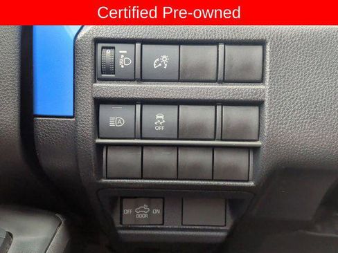 Certified 2025 Toyota Tacoma TRD Off-Road AWD/4WD image 23