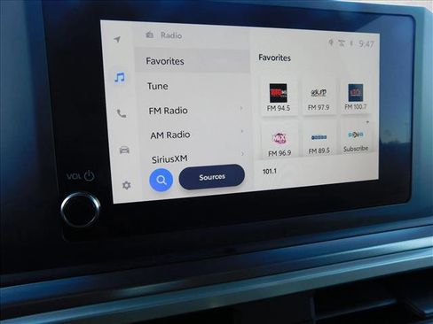 Used 2025 Toyota Tacoma SR5 image 13