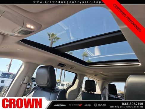 Used 2023 Chrysler Pacifica Limited image 22