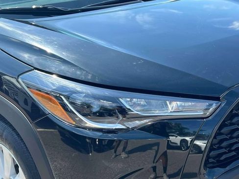 Certified 2023 Toyota Corolla Cross LE w/ Moonroof Package AWD/4WD image 12