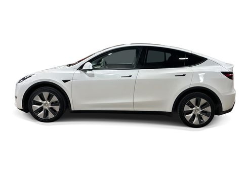 Certified 2021 Tesla Model Y Long Range AWD/4WD image 3
