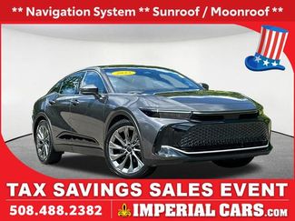 Used 2023 Toyota Crown w/ Advanced Technology Package AWD/4WD video 1