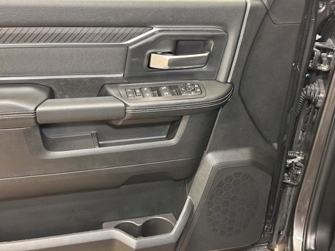 New 2026 RAM 2500 Big Horn AWD/4WD image 19
