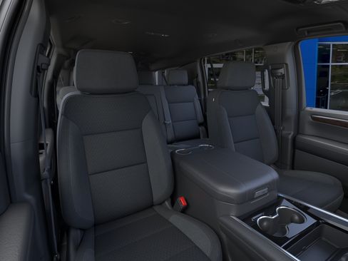 New 2026 Chevrolet Suburban LS w/ LS Custom Edition AWD/4WD image 40