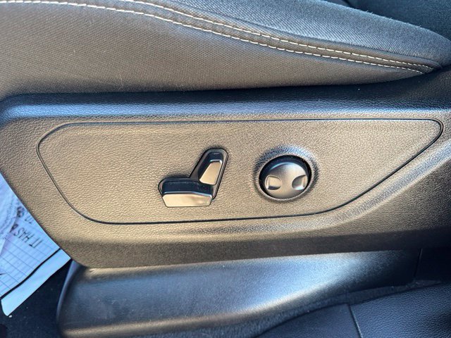 Used 2025 RAM 1500 Big Horn RWD image 10