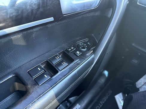 Used 2015 Kia Sorento SX AWD/4WD image 33