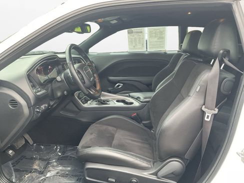 Used 2022 Dodge Challenger GT w/ Plus Package AWD/4WD image 9