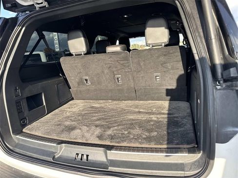 Used 2023 Lincoln Navigator L Black Label image 13