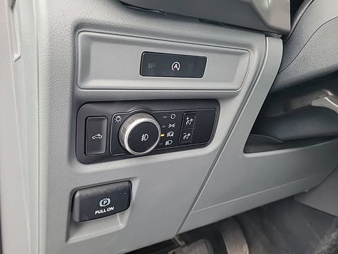 Used 2025 Ford F150 XLT w/ Equipment Group 301A Standard AWD/4WD image 21