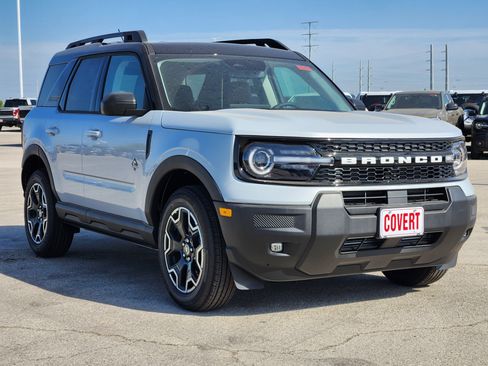 New 2026 Ford Bronco Sport Outer Banks AWD/4WD image 2