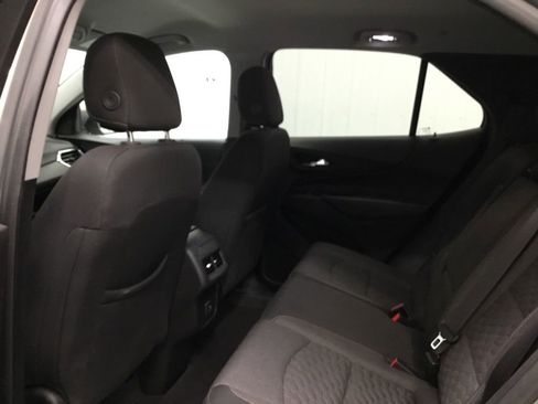 Used 2019 Chevrolet Equinox LT FWD image 12