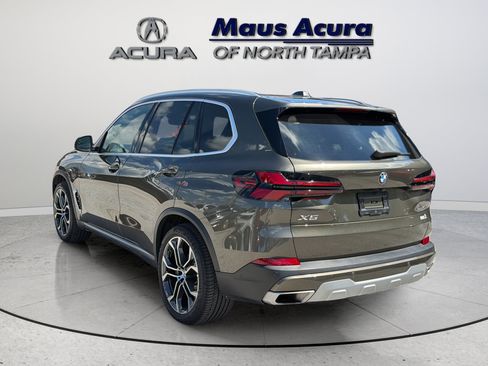 Used 2024 BMW X5 sDrive40i w/ Premium Package RWD image 9