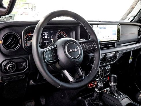 New 2025 Jeep Gladiator Mojave w/ Safety Group image 11