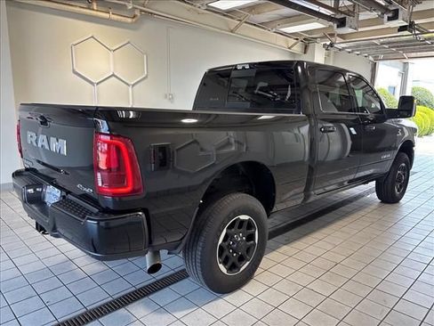 Used 2025 RAM 2500 Laramie AWD/4WD image 2