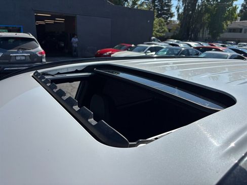 Used 2019 Mitsubishi Outlander LE FWD image 15