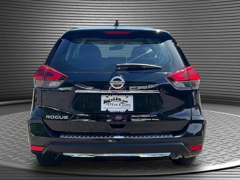 Used 2020 Nissan Rogue S FWD image 5