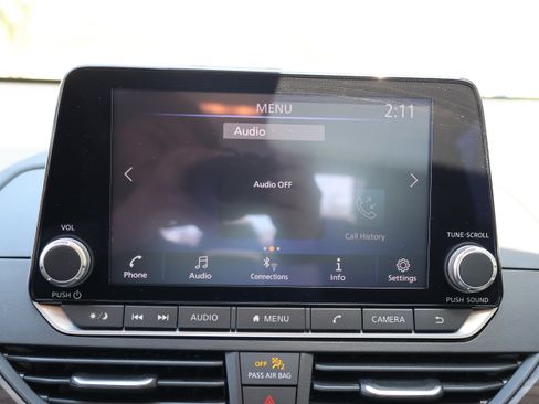 Used 2024 Nissan Altima 2.5 SV FWD image 31