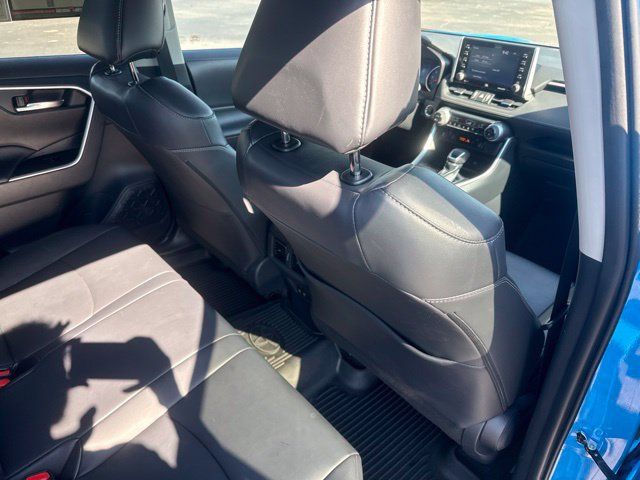 Used 2019 Toyota RAV4 XLE Premium w/ Advanced Technology Package FWD image 17