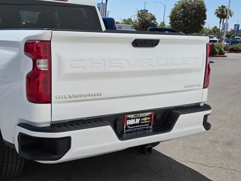 Certified 2025 Chevrolet Silverado 1500 Custom RWD image 5