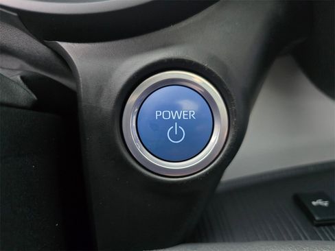 Used 2021 Toyota Sienna XSE w/ XSE Plus Package image 28