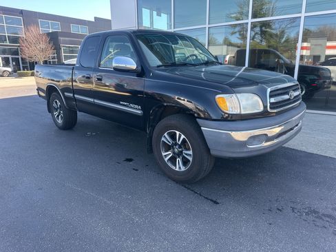 Used 2002 Toyota Tundra SR5 image 1