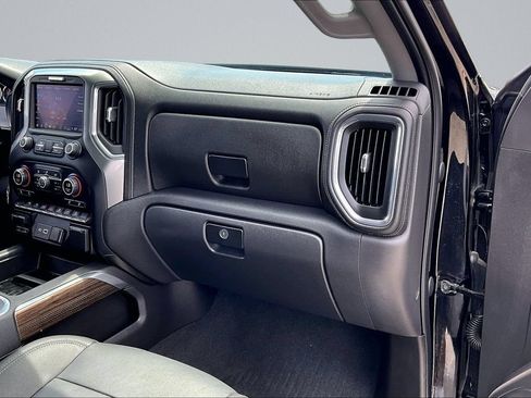Used 2021 Chevrolet Silverado 1500 LT Trail Boss w/ Convenience Package II AWD/4WD image 14