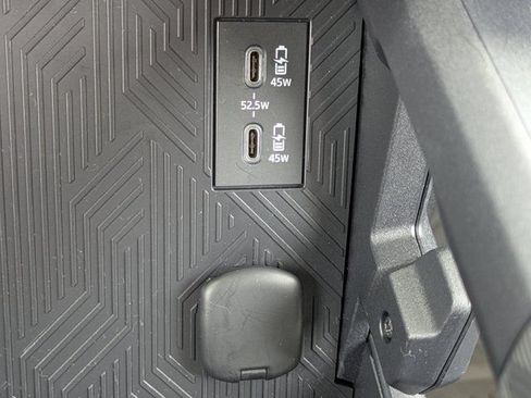 Used 2025 Toyota 4Runner TRD Sport AWD/4WD image 30