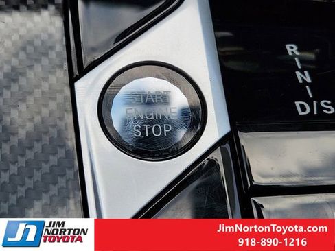 Used 2025 BMW X5 M60i AWD/4WD image 22