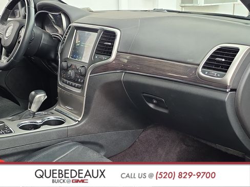 Used 2018 Jeep Grand Cherokee Overland image 24