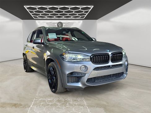 Used 2017 BMW X5 M image 7