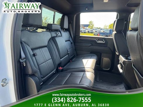 Used 2025 Chevrolet Silverado 3500 High Country w/ High Country Premium Package AWD/4WD image 13