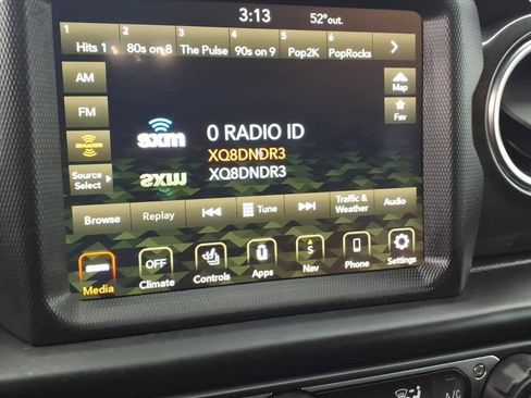 Used 2021 Jeep Wrangler Unlimited Sahara image 23