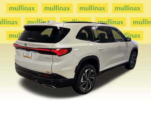 New 2025 Buick Enclave Sport Touring w/ Super Cruise Package image 17