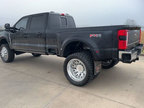 Used 2025 Ford F350 Lariat w/ Lariat Ultimate Package image 7