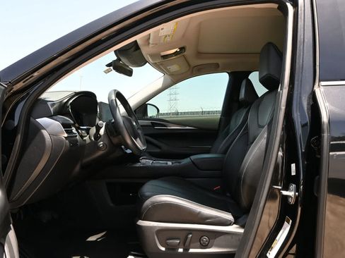 Certified 2023 INFINITI QX60 Luxe w/ Cargo Package FWD image 18