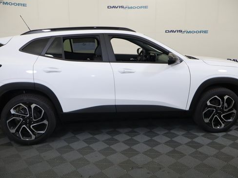 New 2026 Chevrolet Trax RS w/ Driver Confidence Package FWD image 10