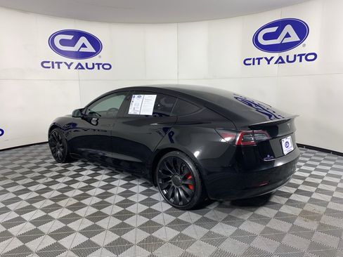 Used 2022 Tesla Model 3 Performance image 5