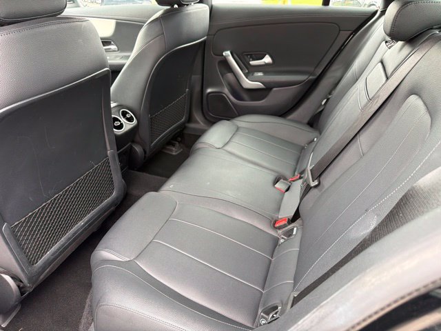 Used 2025 Mercedes-Benz CLA 250 image 16