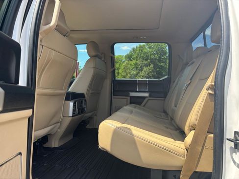 Used 2017 Ford F250 Lariat w/ Lariat Ultimate Package AWD/4WD image 12